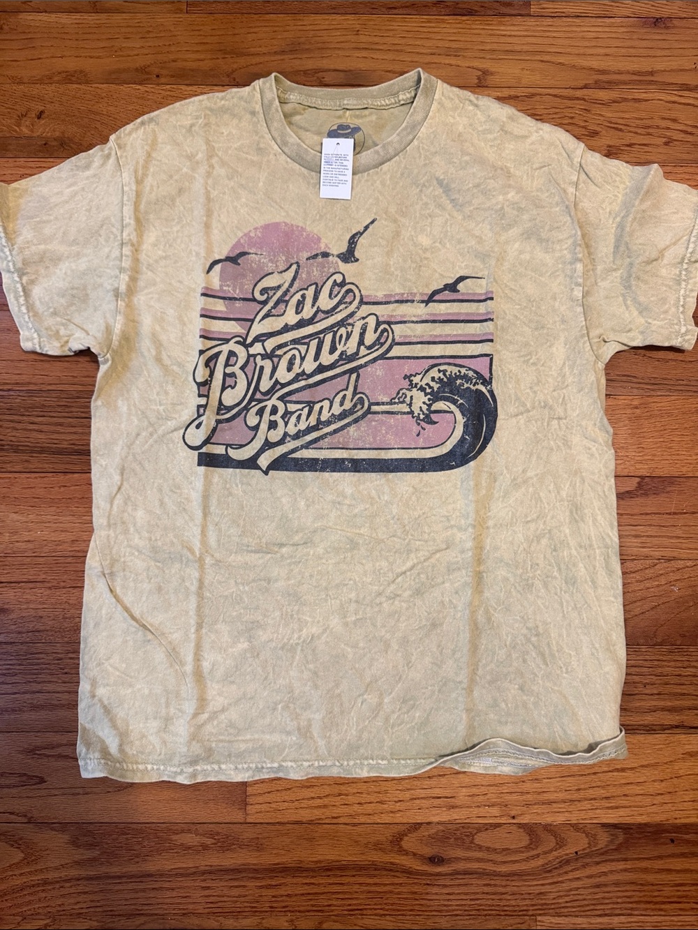 Zac Brown Band graphic tee, size L never worn
